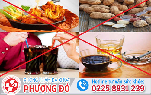 Người bị tiểu ra máu kiêng gì trong sinh hoạt và ăn uống?